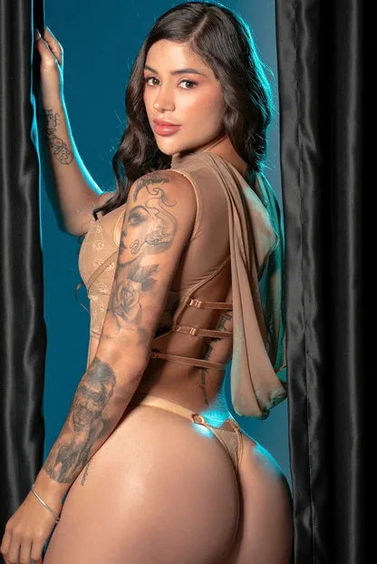 Amber Hard