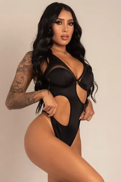 images/lb/lb-cover-crystal-rodriguez-INT1.webp
