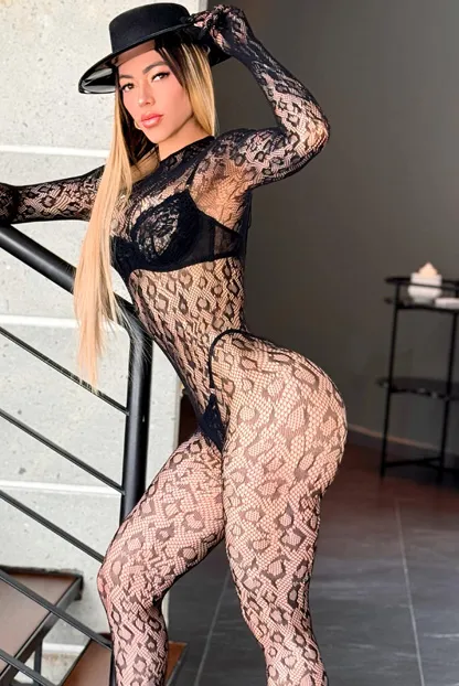 images/lb/lb-cover-paulina-rouss-INT86.webp