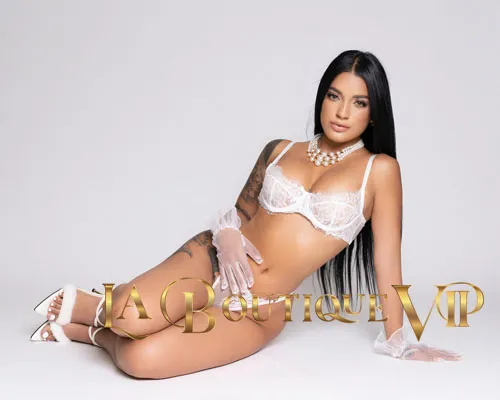 images/lb/lb-gallery-amara-sins-q2.webp