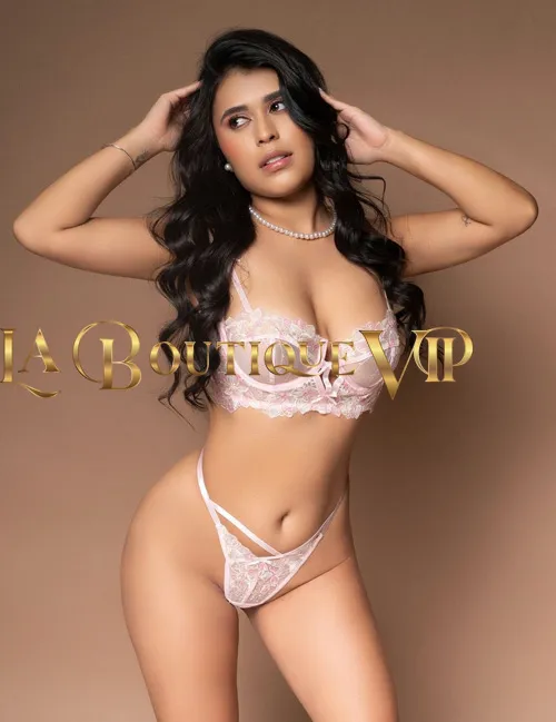 images/lb/lb-gallery-celeste-palacios-C1.webp