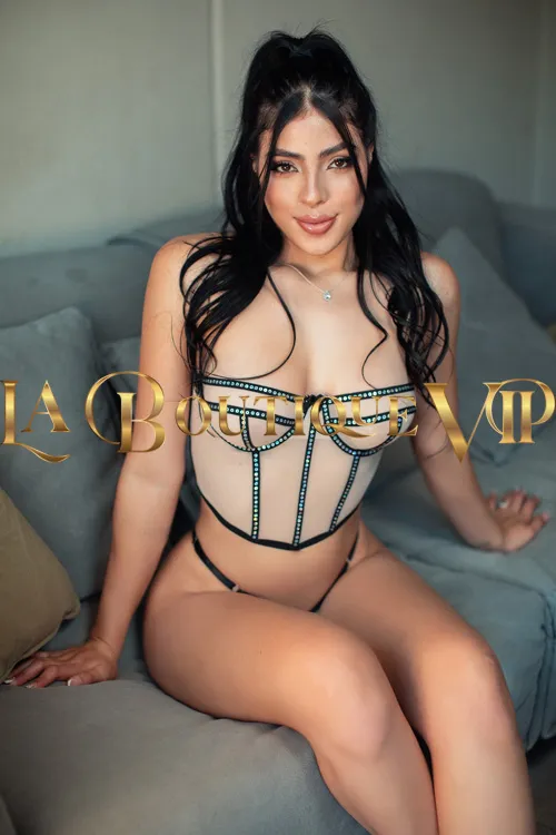 images/lb/lb-gallery-celeste-rivera-A8.webp