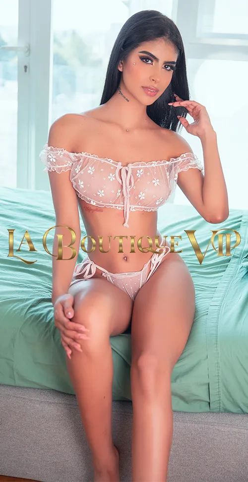 images/lb/lb-gallery-chloe-villarreal-B6.webp