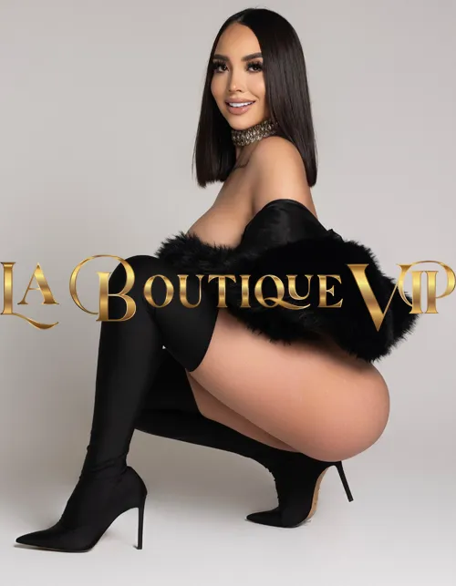 images/lb/lb-gallery-dania-mendoza-a11.webp