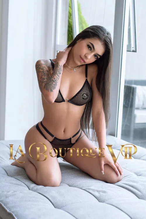 images/lb/lb-gallery-emma-william-A3.webp