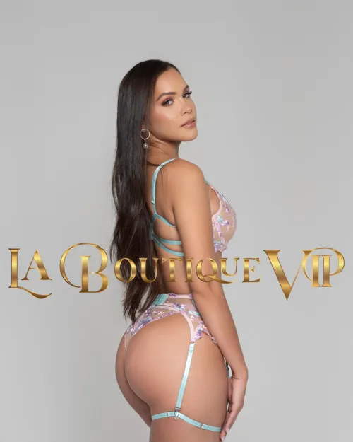 images/lb/lb-gallery-gabriela-mora-A1.webp