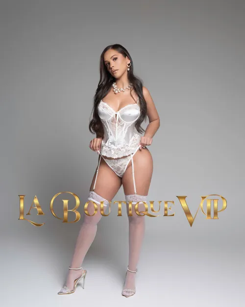 images/lb/lb-gallery-gabriela-mora-A4.webp