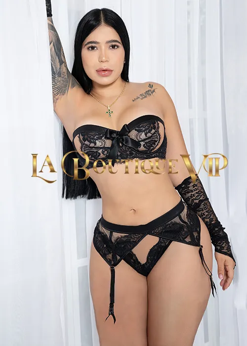 images/lb/lb-gallery-jazlyn-valeria-B2.webp
