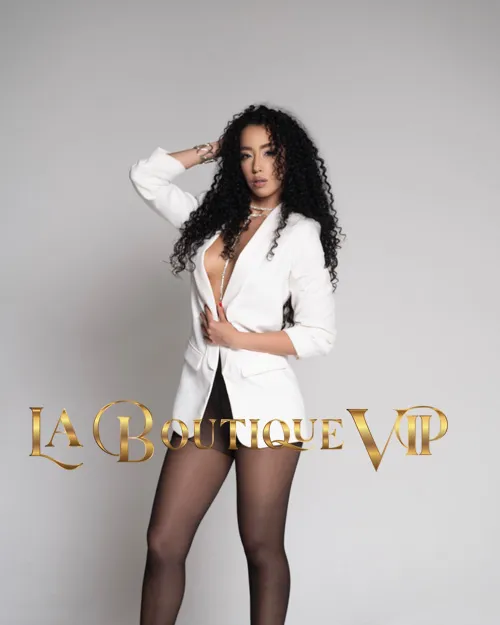 images/lb/lb-gallery-julieta-torres-B4.webp