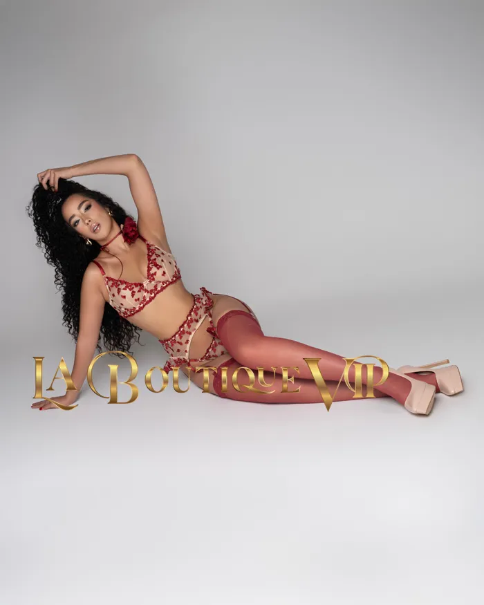 images/lb/lb-gallery-julieta-torres-B5.webp