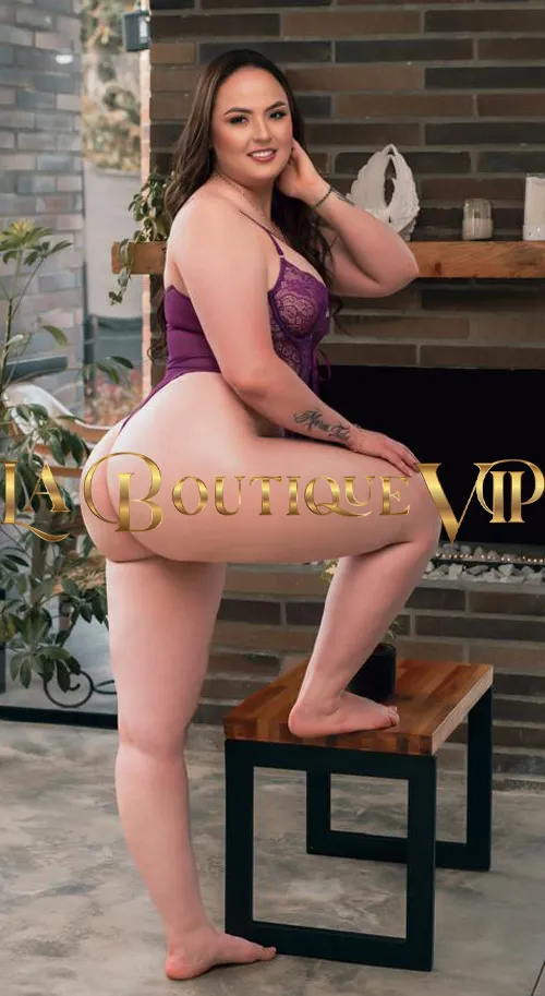 images/lb/lb-gallery-laura-bustamante-E3.webp