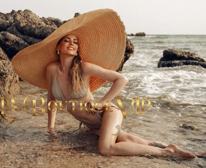 images/lb/lb-gallery-monika-yakov-A2.webp