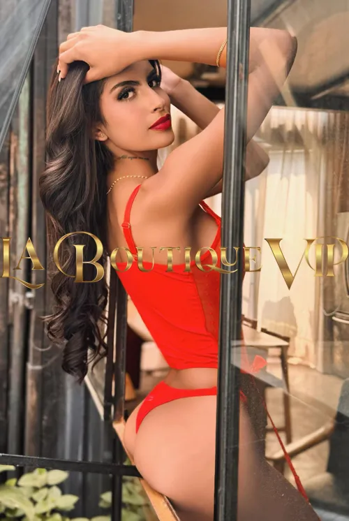 images/lb/lb-gallery-rebeca-castillo-F3.webp