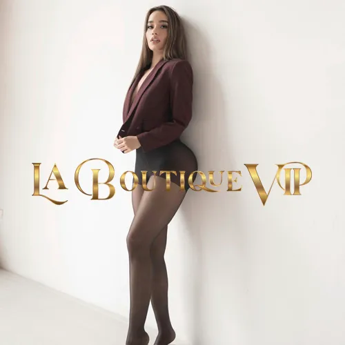 images/lb/lb-gallery-salome-narvaez-F6.webp