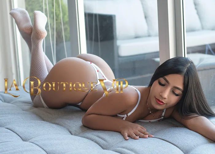 images/lb/lb-gallery-zoe-kailany-B5.webp