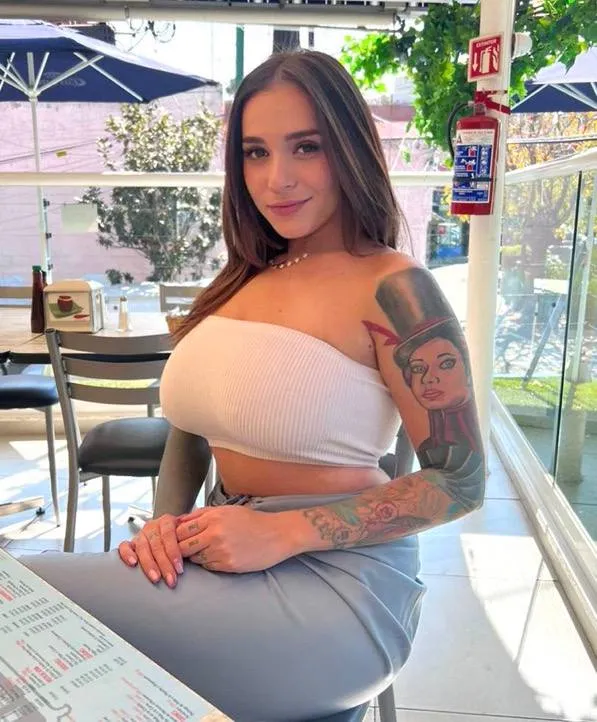 Alice Smith - Venezuela 🇻🇪 ☺️ 5⭐