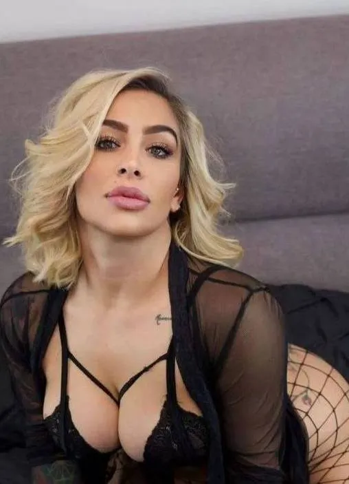 Reseña de escort de 4 estrellas