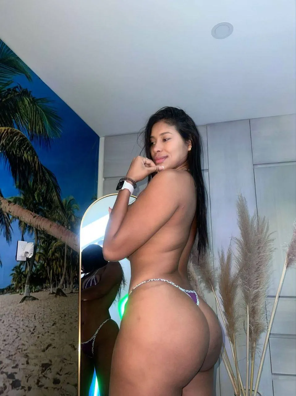 Angie Quiroz - Colombia 🇨🇴 😑 4⭐