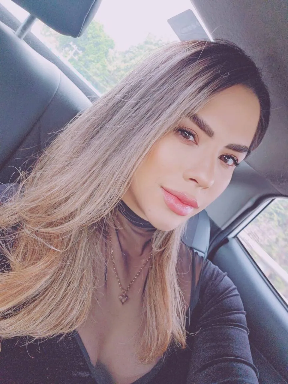 Regina Paris - Venezuela 🇻🇪 👩⚕️ 5⭐