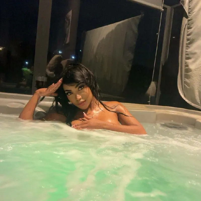 Laura Beltrán 🇨🇴 ❤️ 4⭐