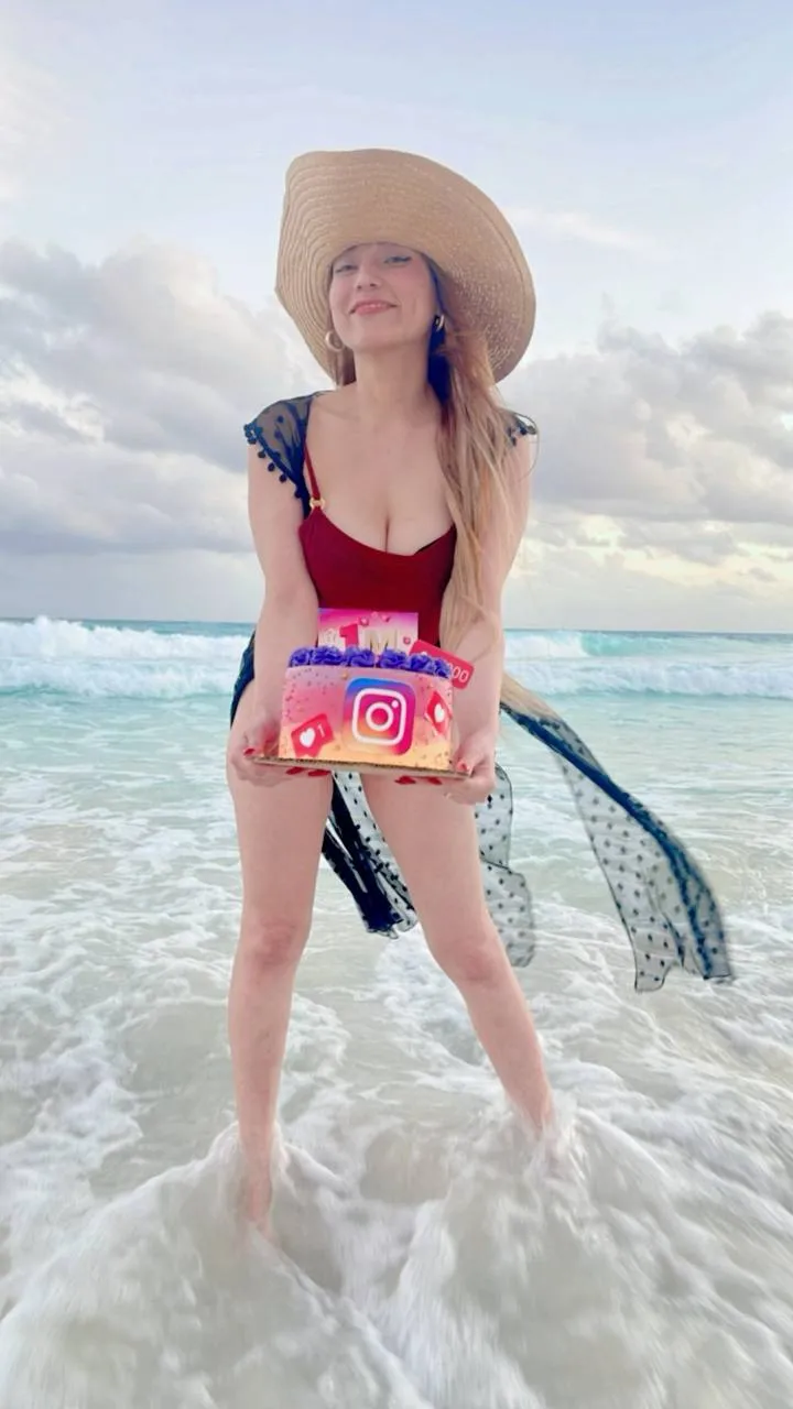 Sirena Fuentes - Venezuela 🇻🇪 ❤️ 5⭐