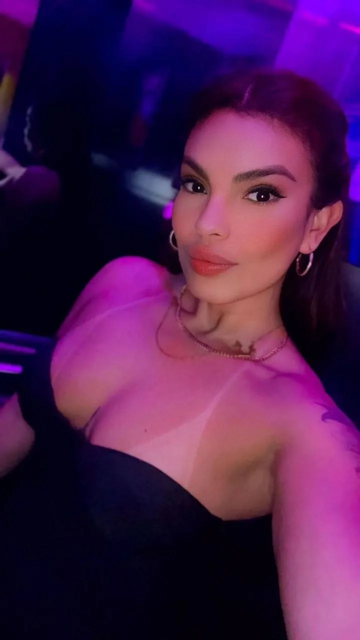 Selena Evams - Venezuela 🇻🇪 🙈 2⭐