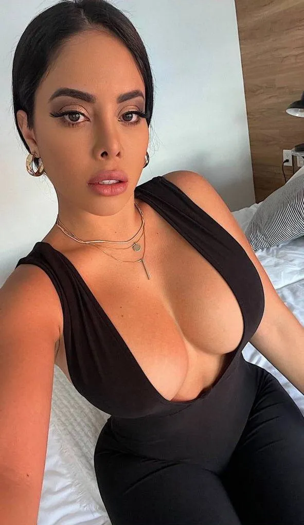 4 star escort review