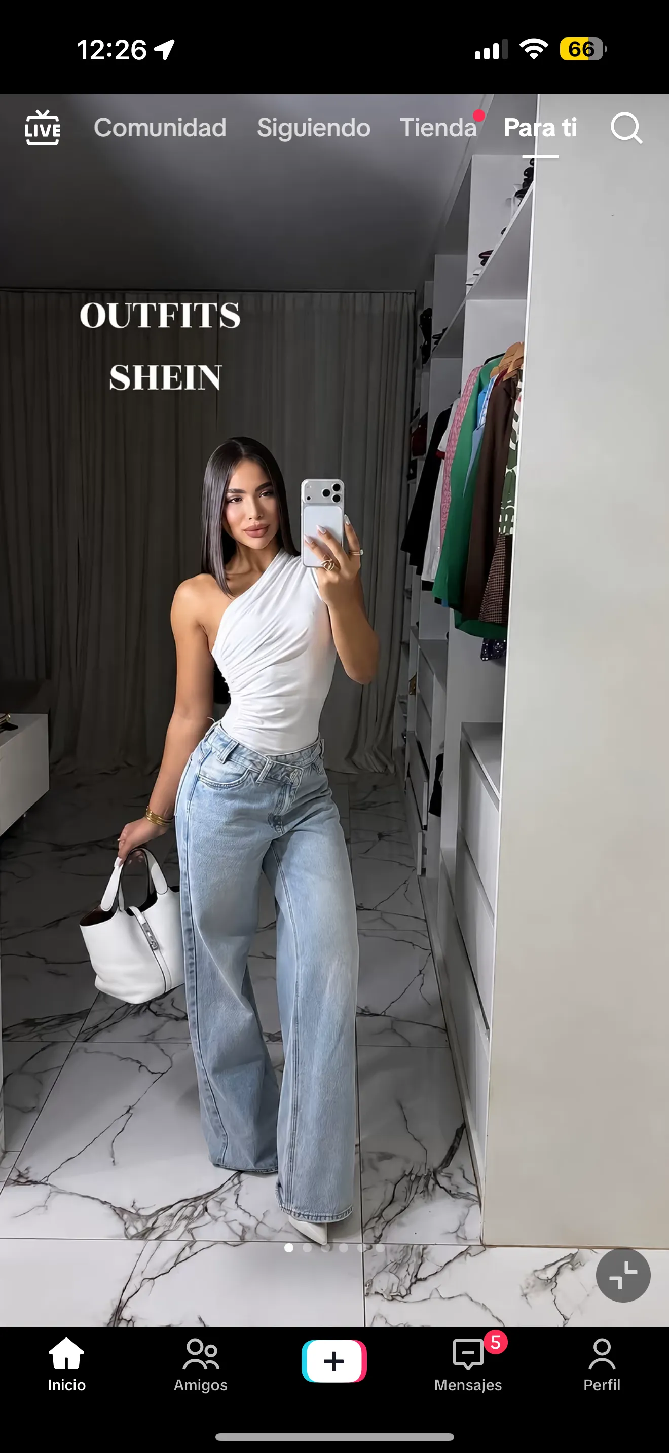 Alejandra Gomez